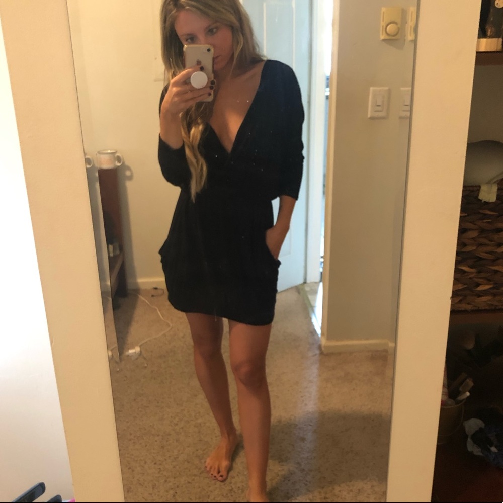 Urban outfitters stretchy black dress Sz M